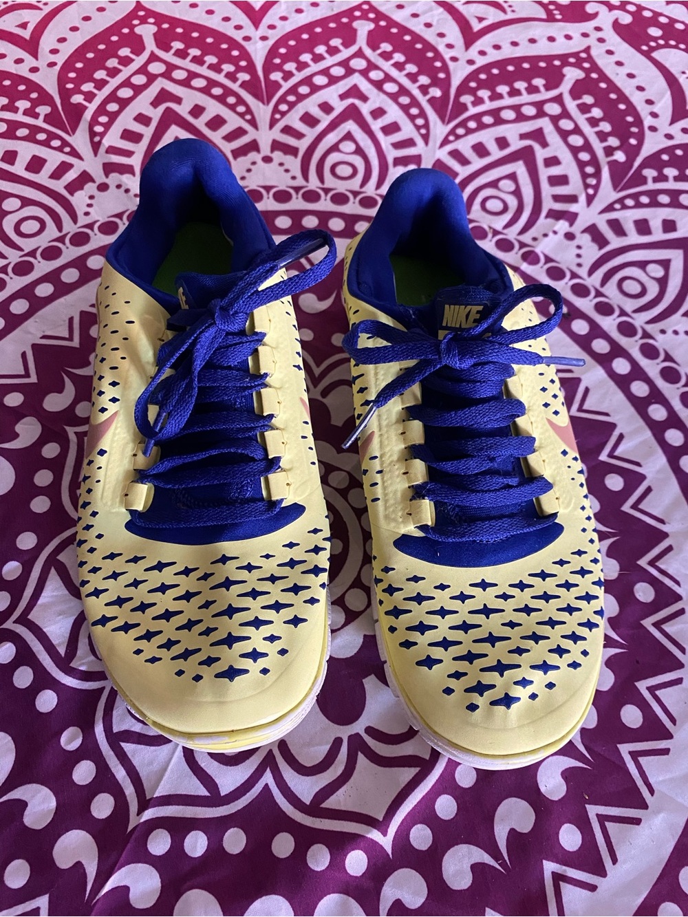 Nike Yellow and Blue 3.0 Running Shoes